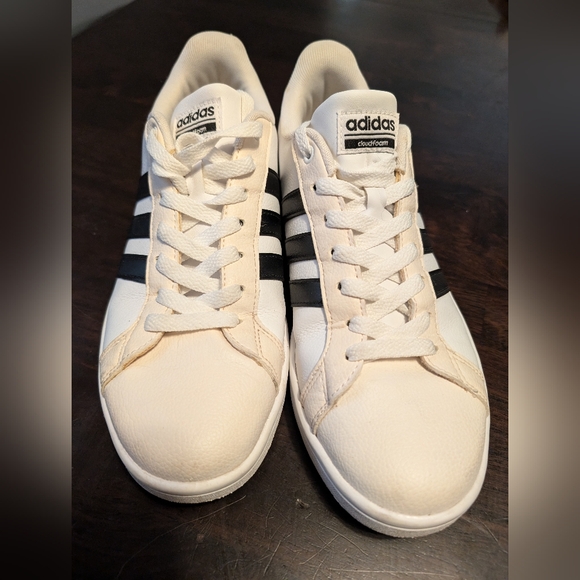 adidas Shoes - Adidas Grand Court Sneakers.  Women's 8.5.  Black/White w Cream Toe Accent